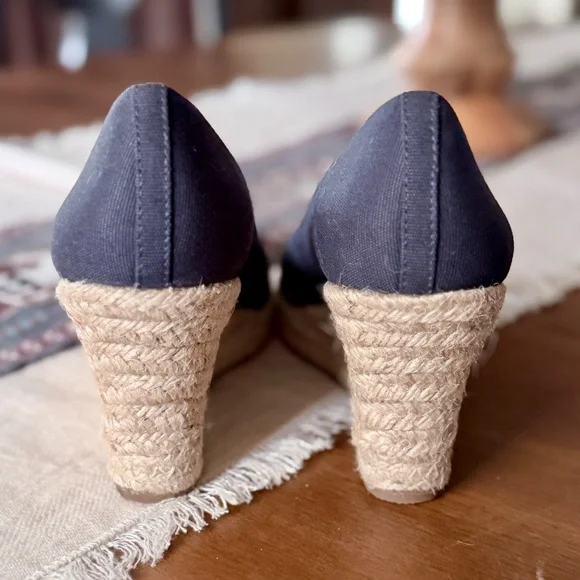 J. CREW FACTORY | Seville Canvas Espadrille Wedge in Dark Navy, Size 8.5 - Picture 4 of 10